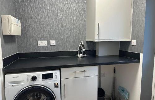 Stunning 4-Bedroom Home - Foto 3