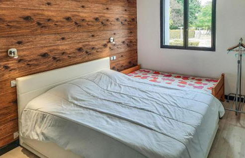 2 Bedroom Stunning Home In Bacilly - Foto 18