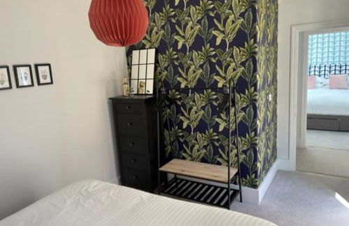 Redwing- free parking- Grade II listed- ground floor two bedrooms apartment - Foto 2