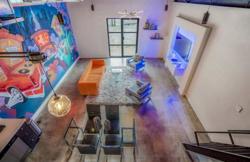 Maltby Motors 4 - Slab Loft & Art near Downtown - Foto 26