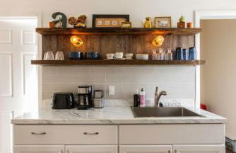 Private Modern 1st Flr 3 Bed Apt Close to Downtown - Foto 25