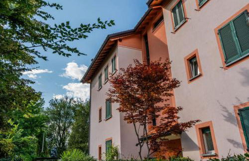 Monolago pool & view - Photo 16