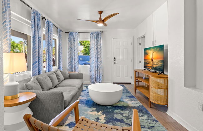 Cabana Condo Heated Pool, Steps to the Beach! - Foto 7