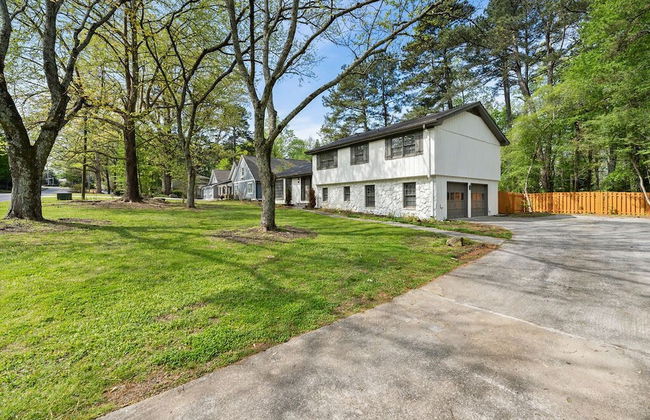 Beautiful Newly-renovated Home in Indian Hills - Foto 23