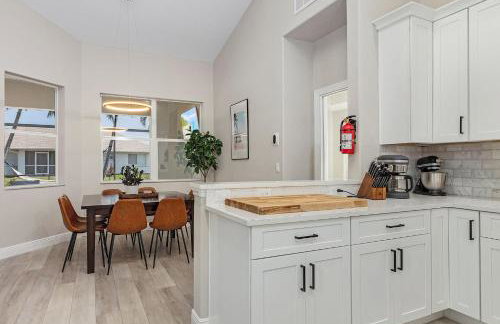 Villa w/ private heated saltwater pool, 4 BR, 7 beds - Foto 13