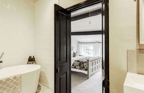 Idyllic Grade II Listed country farmhouse in AONB - Foto 29