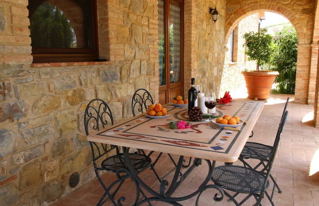 Charming Tuscan Farmhouse - Foto 23