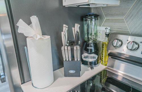 Lavish 2BD Walk to Westgate Pool Gym WD - Foto 24