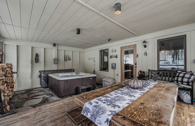 Sqyrls Nest - 3BR Retreat With a Hot Tub - Foto 30