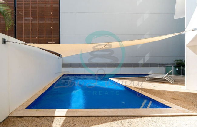 Coastal Magnificence Pool Workspace Parking - Photo 31