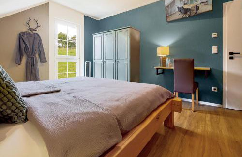 Natur-Design "Platzhirsch Sauerland" - Sauna, Kamin, Balkon, Garten, Hütte, Grill - Foto 27