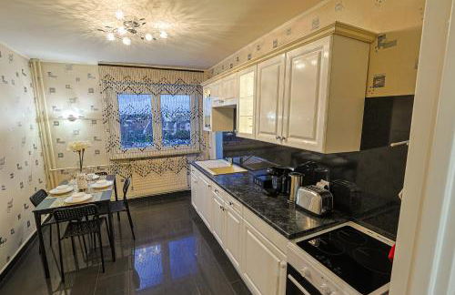 Très belle Apparemment 80 m2 Double Séjour à Strasbourg proche Zénith Gare Centrale Centre Ville CHU Hôpital - Foto 8