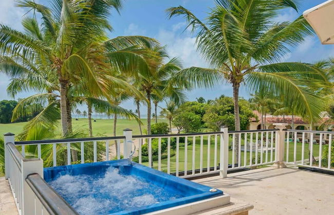 Sophisticated Villas With Private Pools and Staff - Foto 44