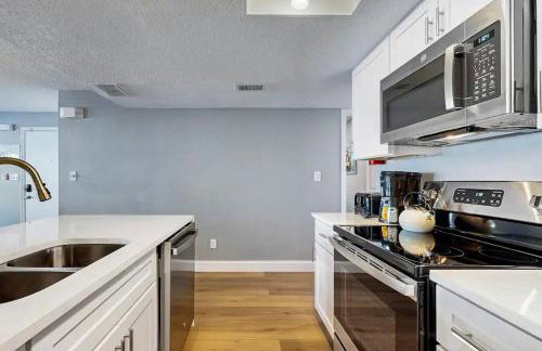 The Palms 1st floor By Pool, Fully Stocked 5 stars - Foto 8