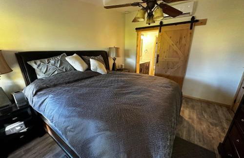 Cozy Cabin on Hiking Trailhead & Elk Preserve - Foto 25