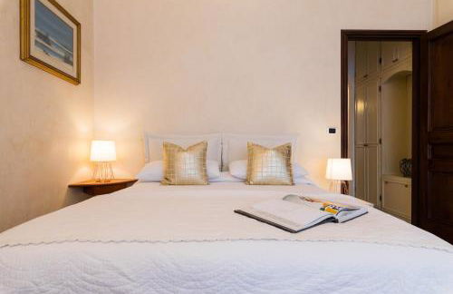 Villa Eugenia - Luxury Flat with Parking Space - Photo 6