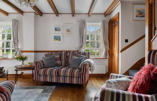 Beryas Cottage - Fireplace - Free Parking & WiFi - Pet Allowed - Foto 8