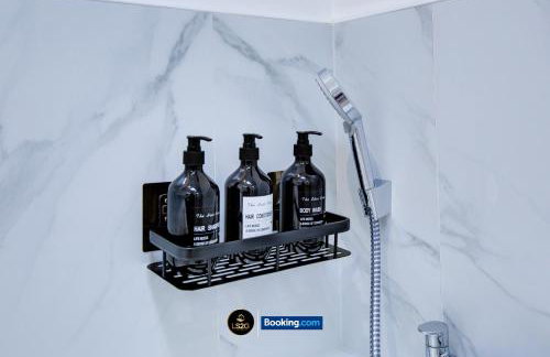 2-Bed Apartment with Balcony in Acton, by LS2G Stays - Foto 17