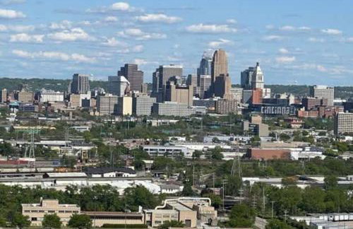 Family Home Minutes from Downtown Cincy - Foto 13