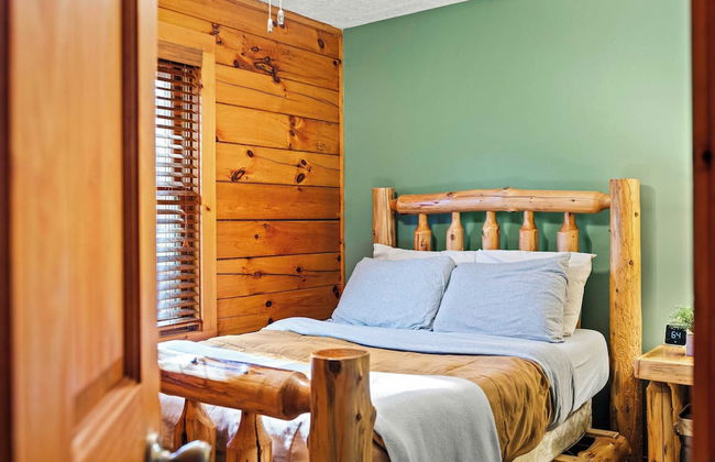 Deer Haven Cabin by Avantstay Waterfront Dock + Firepit - Foto 44