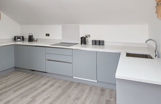 Host Stay Coastal Townhouse - Foto 31