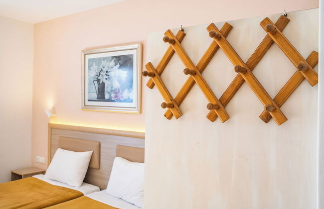 Arhontiko Hotel - Photo 42