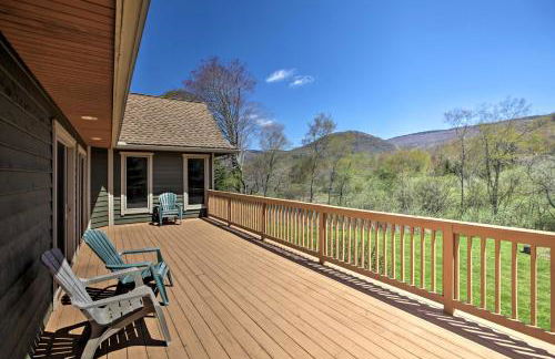 House with Deck, Fire Pit - 15 Mins to Snowshoe! - Foto 3