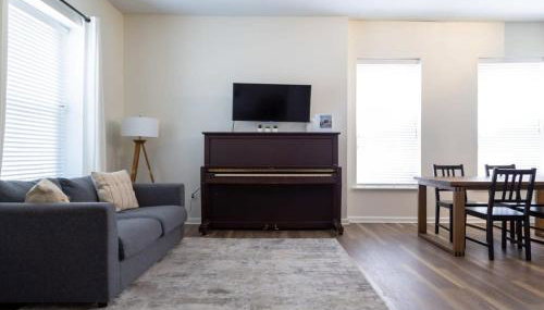 Spacious Tower Grove 3BR Home ABODEbucks - Foto 3