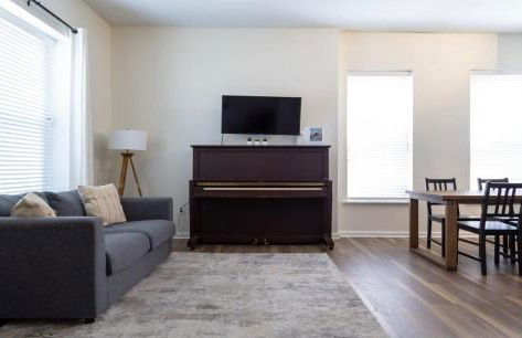 Spacious Tower Grove 3BR Home ABODEbucks - Foto 3