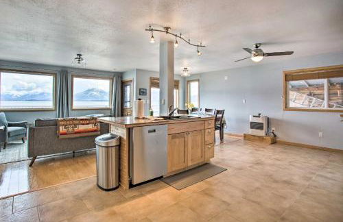 Remote Island Escape with Breathtaking Views - Photo 11