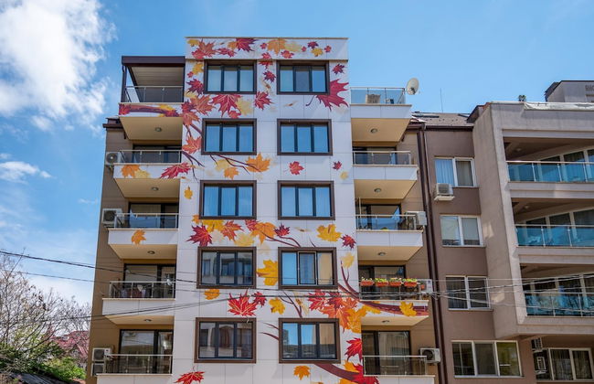 Colorful Studio With Balcony - Free Parking - Foto 6
