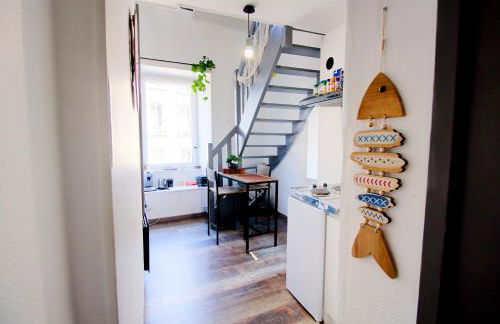 Petit Duplex Lumineux, hyper centre à 2 pas du port, Intendance Luxury Host - Foto 35