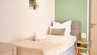 NEU! Historischer Altbau in ruhiger Lage - Foto 2