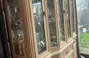 Stylish Home With Full Amenities - Photo 10