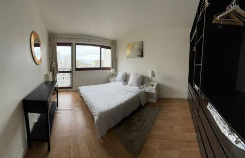 7 min walk to metro la défense, 2BDs parking - Foto 12