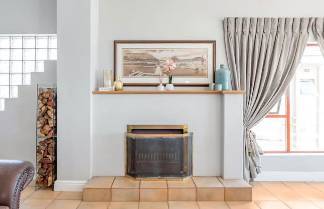 3 Bedroom Hilltop Home With Spectacular Views - Foto 30