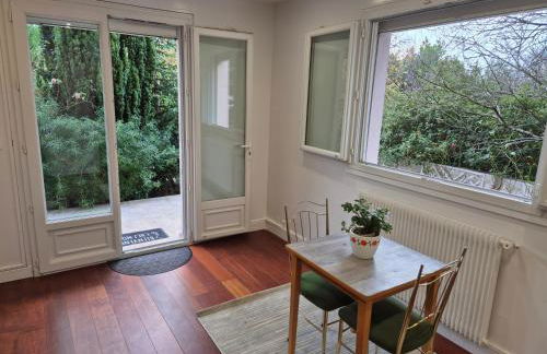 Superbe F2 rénové Terrasse fleurie - Foto 1