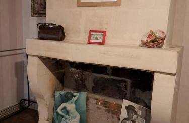 La Maison du Donjon - Gites de 8 personnes, parking privé avec jardin terrasse - Foto 66