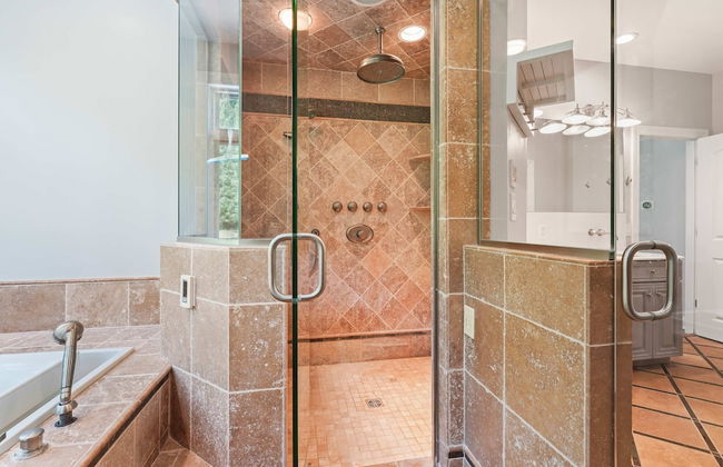 Secluded Lux Mansion Pool Home With Amazing Views - Foto 17