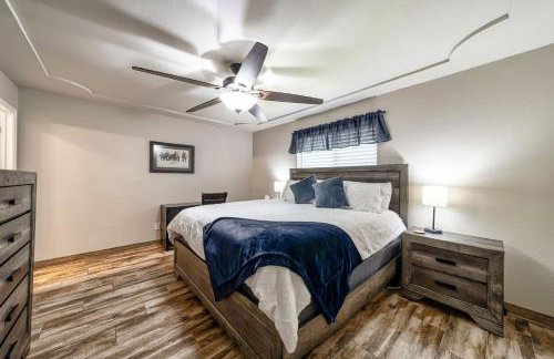 Private Pool, Entire House, In the Center of DFW - Foto 25