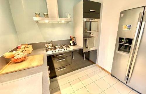 GITE DE L'ASPE 135m2, 6p, 3ch avec piscine privative, jardin ombragé clos - Foto 10