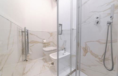 Saint Peter House Station - Photo 31