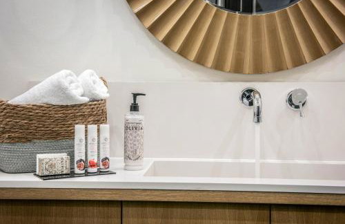 Maison De Mare, 4BR Central Luxury Beach Residence - Photo 24