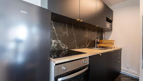 Confort & Spacieux Family Travel pour 6 - 10' to Disneyland Paris 25' to Paris - In front of Train Station Torcy RER A - Foto 3, stove, dishwasher