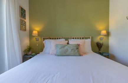 Charming Belém 3BDR Property by LovelyStay - Photo 42