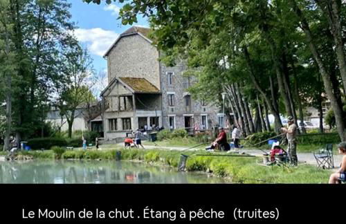 Studio Meublé Quai 1 Voie B parking gratuit - Foto 15