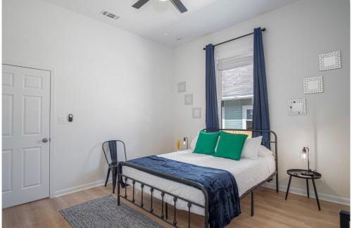 3BR3BA Urban Escape Just Minutes From Downtown - Foto 33