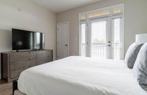 Landing Stunning 2BD Pool Courtyard - Foto 43