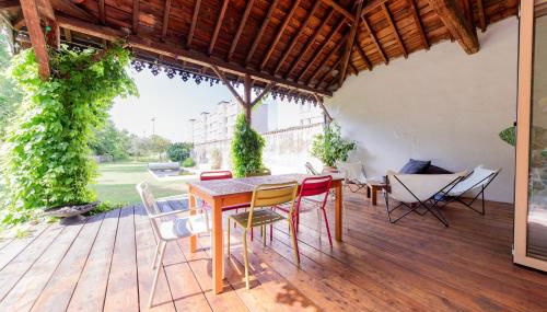 Maison La Grange - Piscine et Charme ancien - Tassin proche Lyon - Photo 2, Garden, Garden view