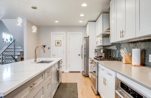 1 Mi to Dtwn Denver Sleek Duplex with Rooftop Deck! - Foto 9